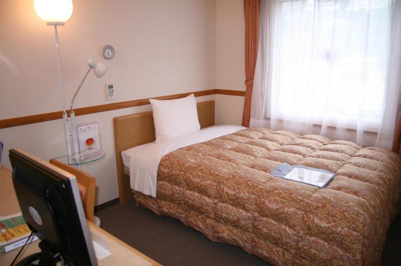 Toyoko Inn Atami Ekimae Екстер'єр фото